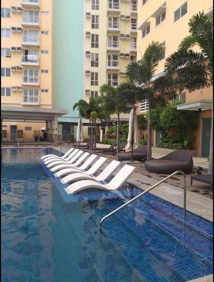 Budget Accommodation Holland Park Condominium Southwoods Binan Laguna Jalang Luaran gambar